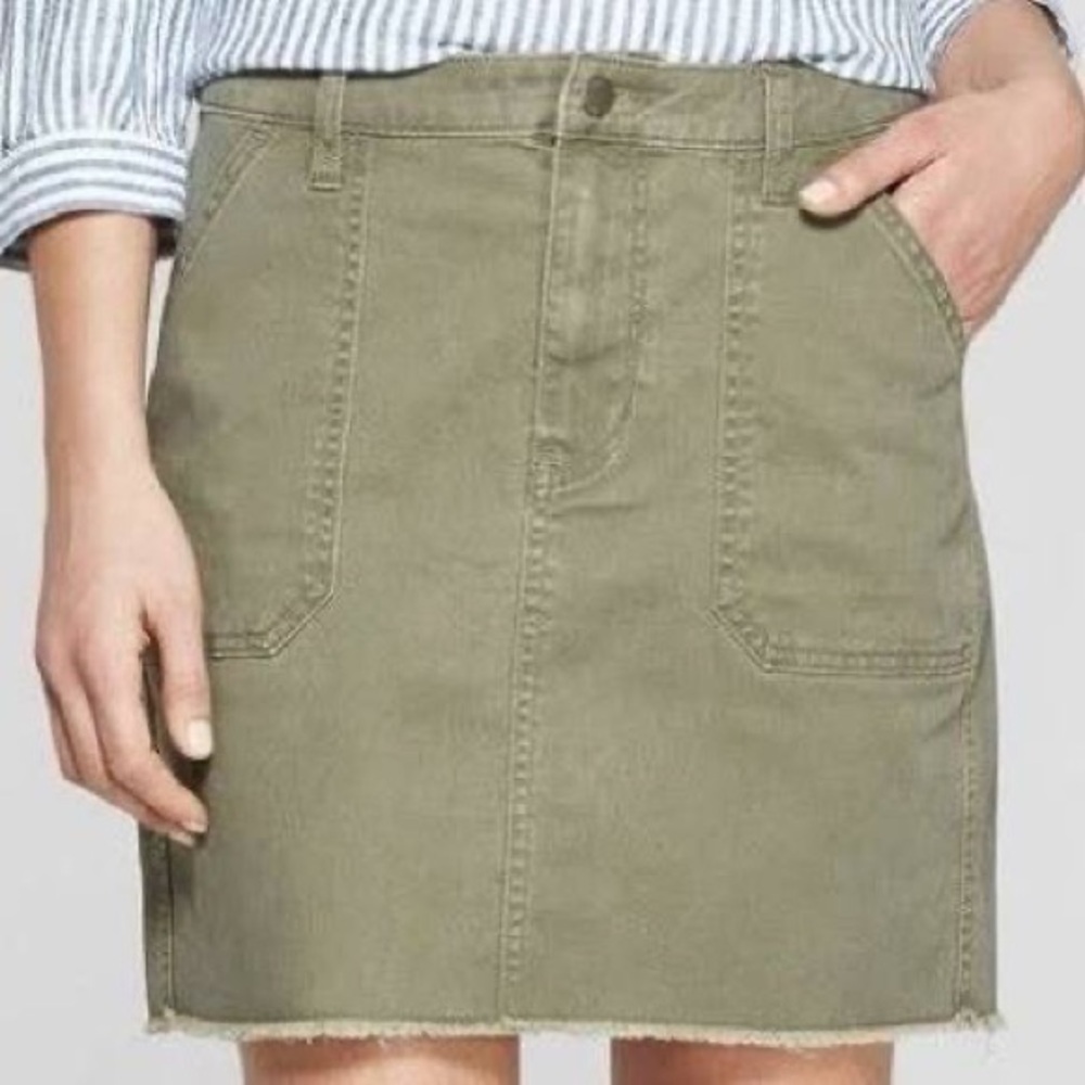 Universal Thread Army Green Cargo Skirt